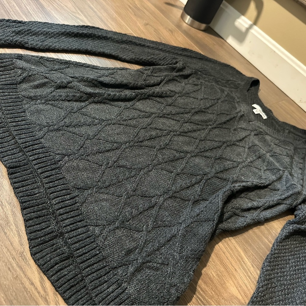 Sonoma Women's Dark Gray V-Neck Sweater